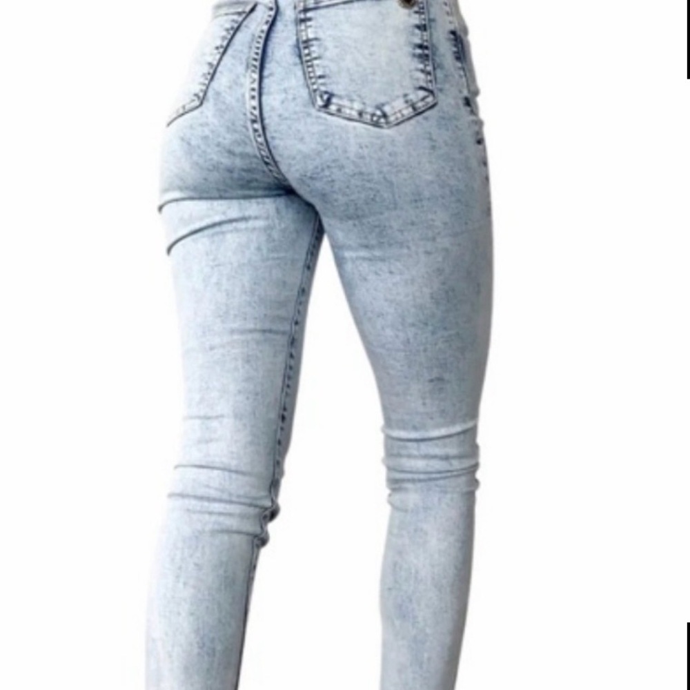 Brand new Chipre jeans